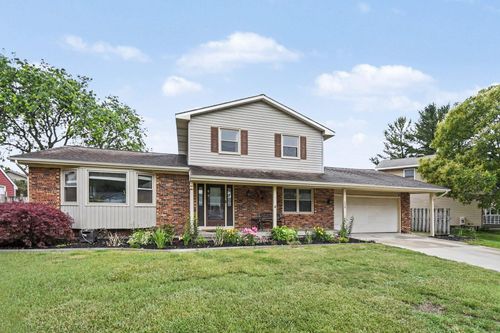 3534 Algonac Dr Sw, Grandville, MI, 49418-1975 | Card Image
