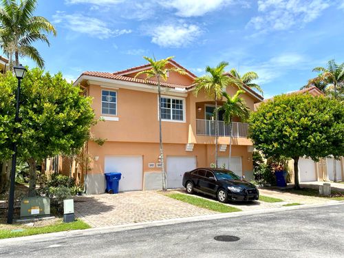 3261 Scarletta Dr, Riviera Beach, FL, 33404-1863 | Card Image