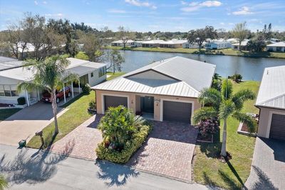 44 Ecuador Way, House other with 3 bedrooms, 2 bathrooms and null parking in Fort Pierce FL | Image 1