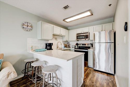 208-3191 Scenic Highway 98, Destin, FL, 32541-3638 | Card Image