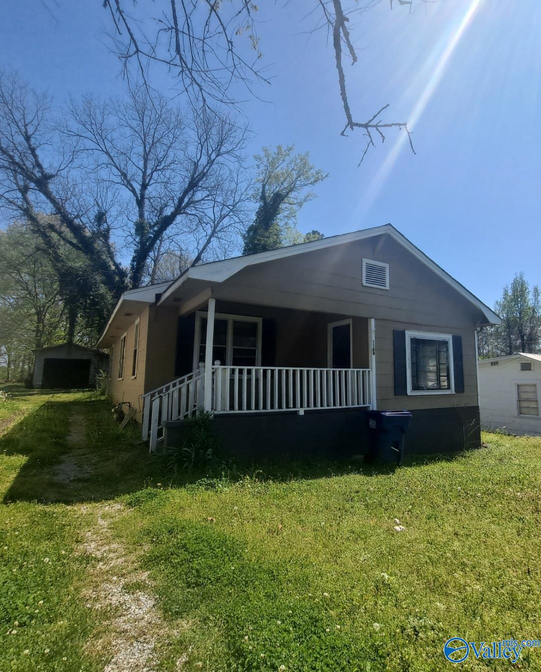 3rd St, Attalla, AL 35954