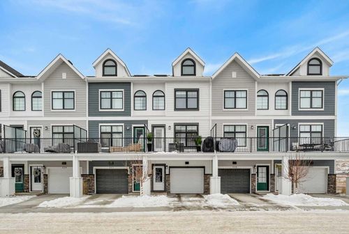 233 Les Jardins Pk Se, Calgary, AB, T2C5V3 | Card Image