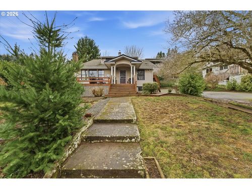 706 W B St, Rainier, OR, 97048-2622 | Card Image