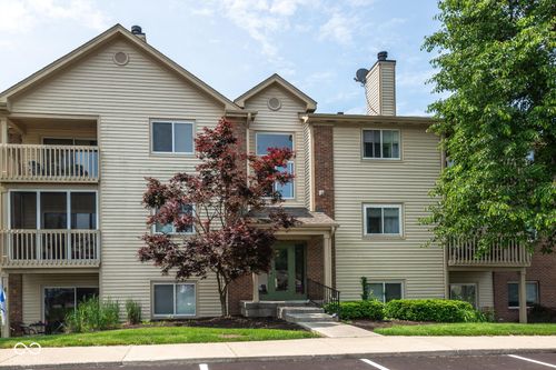 unit-4-1059 Timber Creek Dr, Carmel, IN, 46032-7521 | Card Image