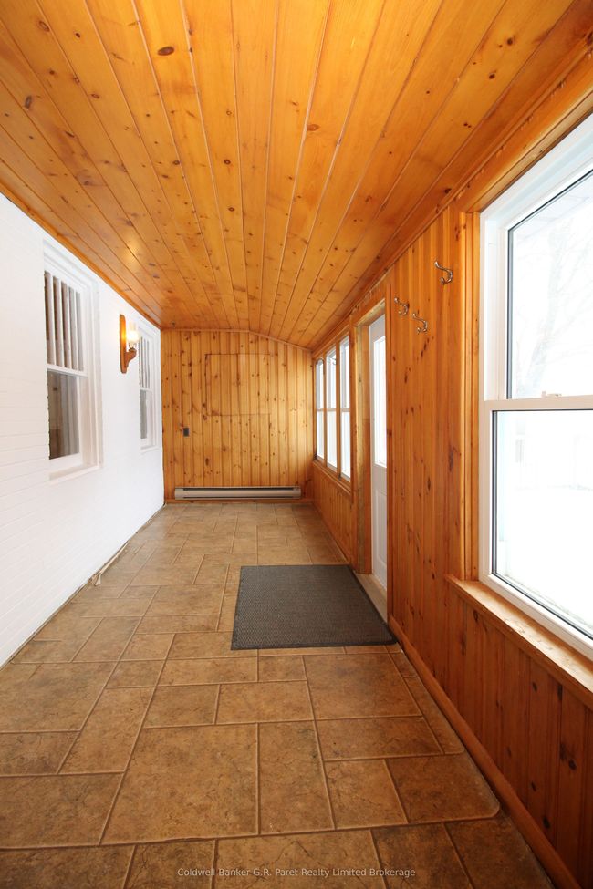 22445 Fairview Rd, House other with 3 bedrooms, 1 bathrooms and 6 parking in Thorndale ON | Image 21