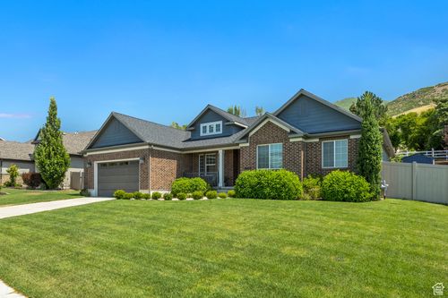 1668 N 400 W, Farmington, UT, 84025-3967 | Card Image