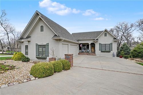 16661 S Country Club Dr, Village Of Loch Lloyd, MO, 64012-4193 | Card Image