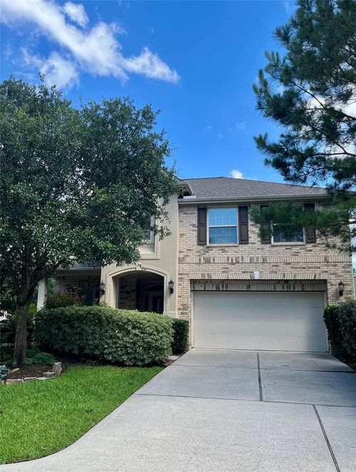 110 N Victoriana Cir, The Woodlands, TX, 77389-4997 | Card Image