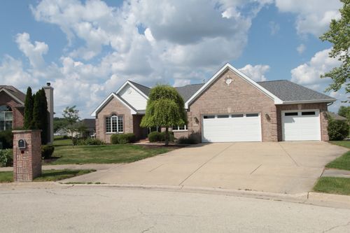 1288 Key Largo Ct, Machesney Park, IL, 61103-8812 | Card Image