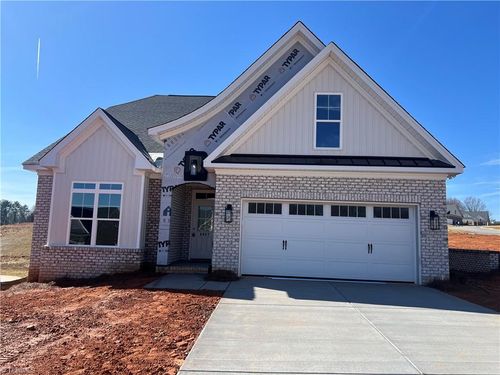 6047 Haywood St, Clemmons, NC, 27012-0017 | Card Image