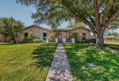 6 Collins Ct, Richardson, TX, 75081-2537 | Card Image