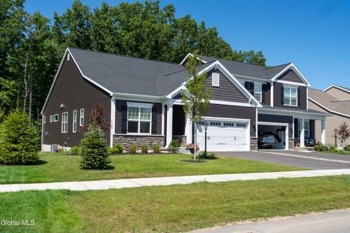 62 Daintree Dr, Saratoga Springs, NY, 12866-6540 | Card Image