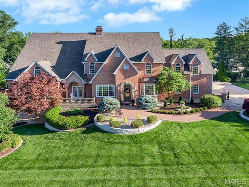 21 Country Club Dr, Edwardsville, IL, 62025-3708 | Card Image