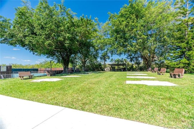 APT-207 - 450 South River Dr, Condo with 2 bedrooms, 2 bathrooms and null parking in Stuart FL | Image 30
