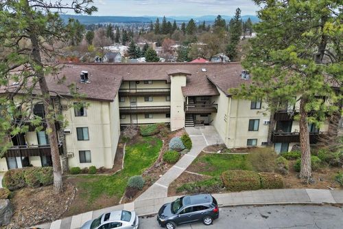 844 W Cliff Dr, Spokane, WA, 99204-3761 | Card Image