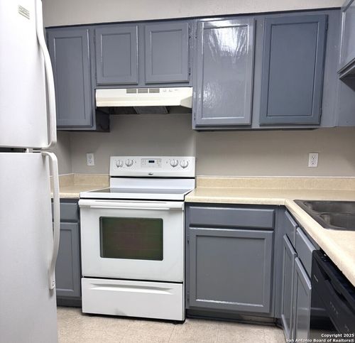 apt-a-11303 Bel Air Dr, San Antonio, TX, 78213-1432 | Card Image