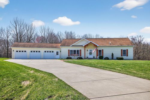 12201 Dylan Ln, Parma, MI, 49269-8602 | Card Image