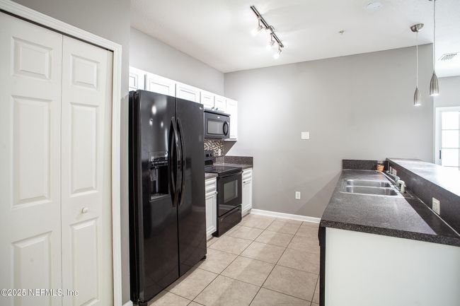 203 - 8226 Green Parrot Rd, Condo with 2 bedrooms, 2 bathrooms and null parking in Jacksonville FL | Image 7