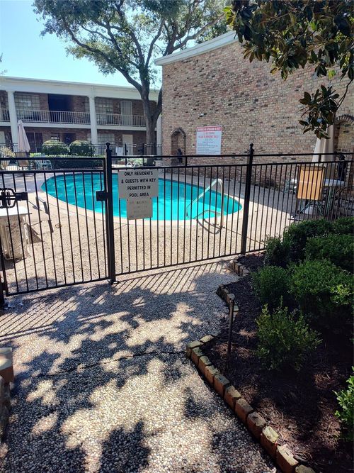 apt-14j-2201 Fountain View Dr, Houston, TX, 77057-3608 | Card Image