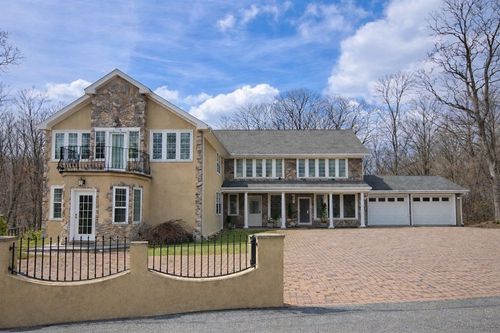 62 Golden Hills Rd, Saugus, MA, 01906-4088 | Card Image