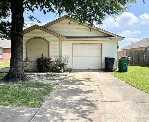 15823 Ridgecroft Rd, Houston, TX, 77053-3346 | Card Image