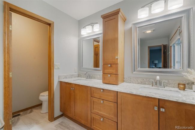 Primary Bathroom | Image 28