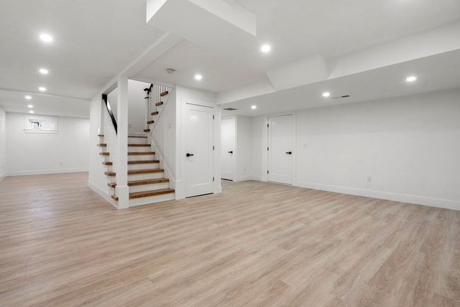21 Jayne Rd, House other with 5 bedrooms, 4 bathrooms and 2 parking in Needham MA | Image 36