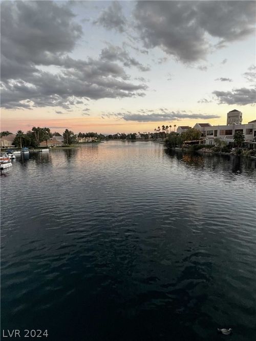 2912 Moonlight Bay Ln, Las Vegas, NV, 89128-7248 | Card Image