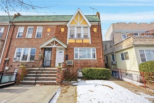 1344 35th St, Brooklyn, NY, 11218 | Card Image