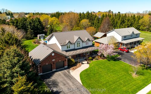 845 St George St E, Fergus, ON, N1M3N6 | Card Image