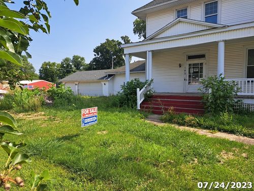 102 W Hackett St, Carlisle, IN, 47838 | Card Image