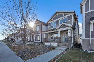 9 Masters St Se, House detached with 3 bedrooms, 2 bathrooms and 2 parking in Calgary AB | Image 3