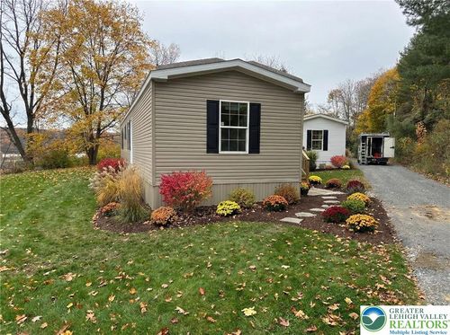 1 Fidler Ct, Pine Grove, PA, 17963-8732 | Card Image