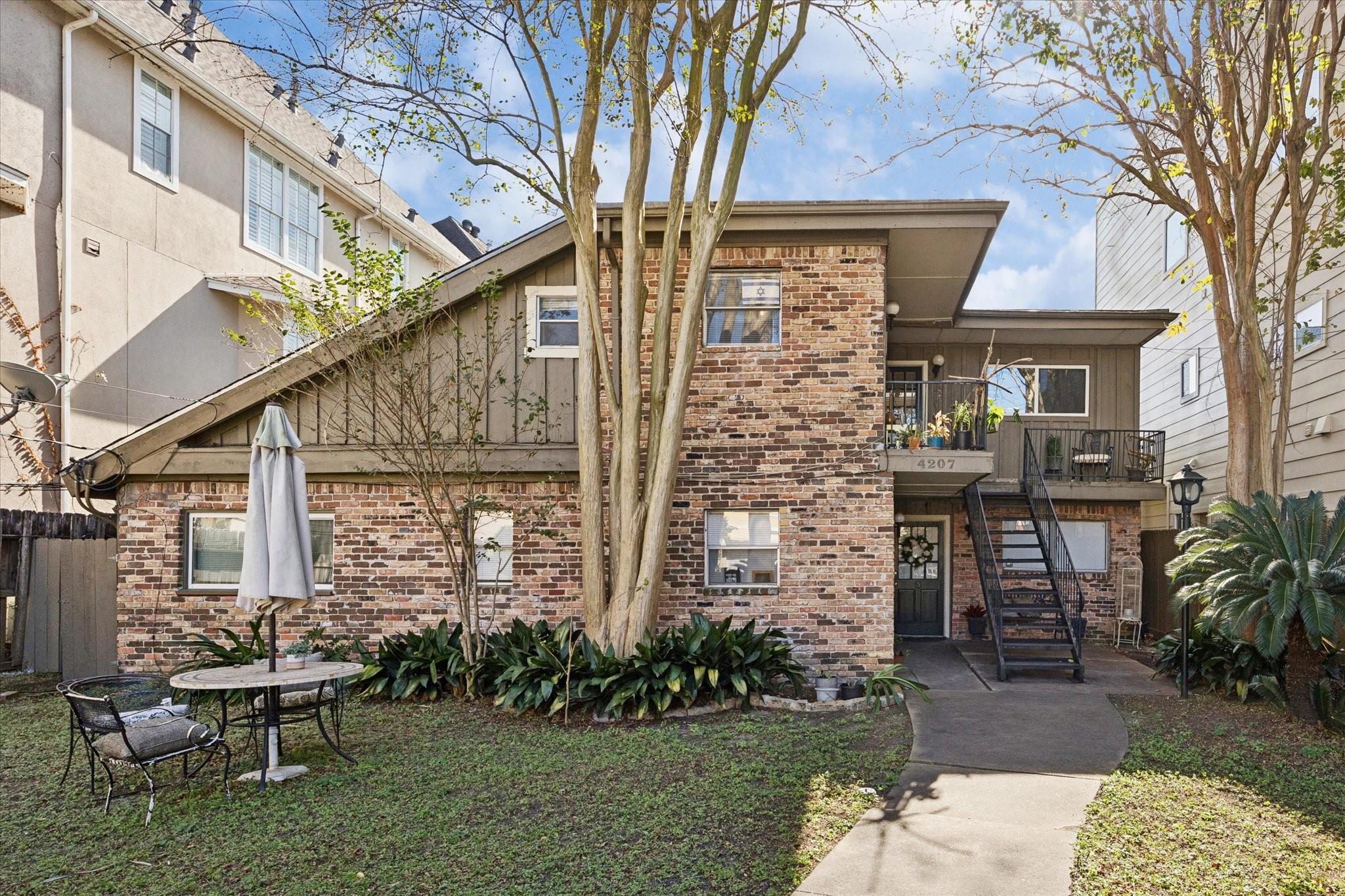 Residential Income in Houston 2