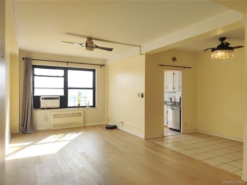 apt-3k-64-34 102nd St, Rego Park, NY, 11374-3641 | Card Image