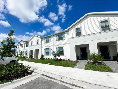 2406 Dubai St, KISSIMMEE, FL, 34747 | Card Image