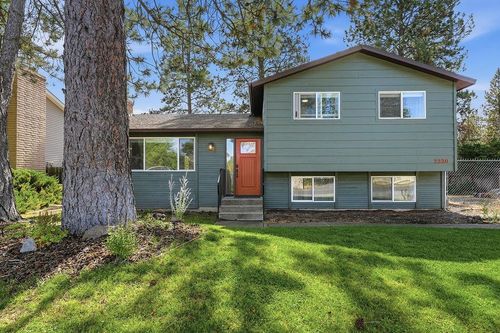 2220 E 63rd Ave, Spokane, WA, 99223-6814 | Card Image