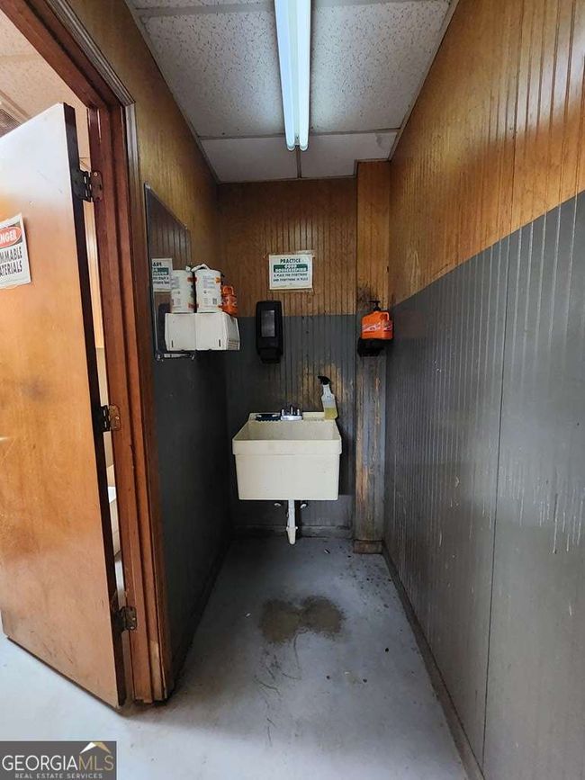 UNK - 217 Ocilla Hwy, House other with 1 bedrooms, 3 bathrooms and 50 parking in Fitzgerald GA | Image 17
