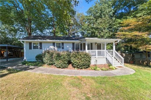 1003 Valley Dr Se, Smyrna, GA, 30080-4242 | Card Image