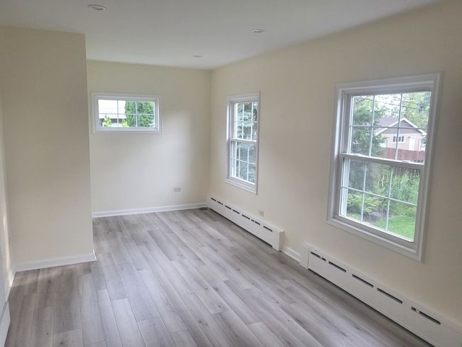 9321 S 81 St Ct, House other with 3 bedrooms, 3 bathrooms and 2 parking in Hickory Hills IL | Image 11