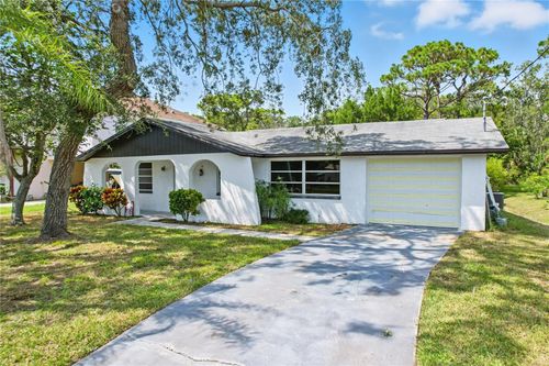 8547 Horizon Ln, HUDSON, FL, 34667-4115 | Card Image