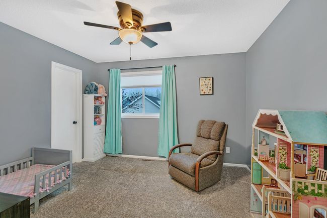 Second upper level bedroom with walk-in closet | Image 17