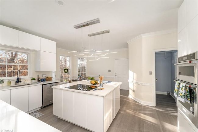 Kitchen | Image 18