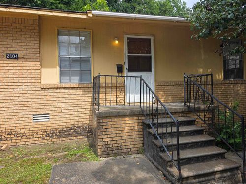 2104 Virginia Dr, North Little Rock, AR, 72118-4253 | Card Image