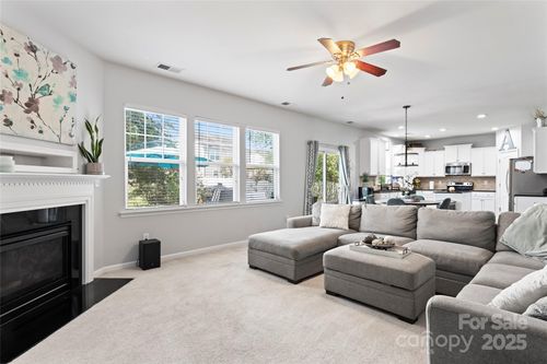 55-13716 Sunrise View Dr, Charlotte, NC, 28278-0021 | Card Image