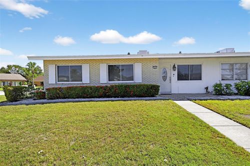 202-202 S Pebble Beach Blvd, SUN CITY CENTER, FL, 33573-5721 | Card Image