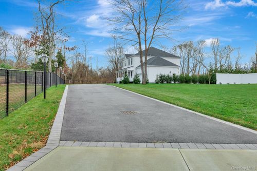 15 Shaw Ln, East Moriches, NY, 11940-1171 | Card Image