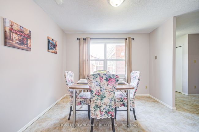 2 - 401 Keats Way, Condo with 5 bedrooms, 3 bathrooms and 1 parking in Waterloo ON | Image 13
