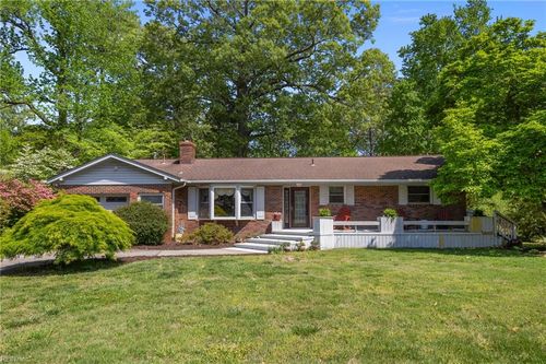 2409 Millwood Road, Virginia Beach, VA, 23454 | Card Image