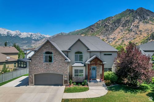4224 W Park Dr, Highland, UT, 84003-9613 | Card Image